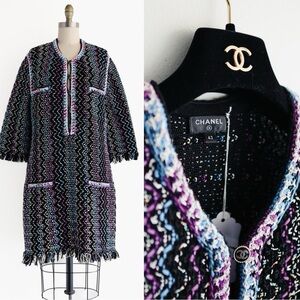 CHANEL Runway Tweed Mini Dress 2021 sz 42